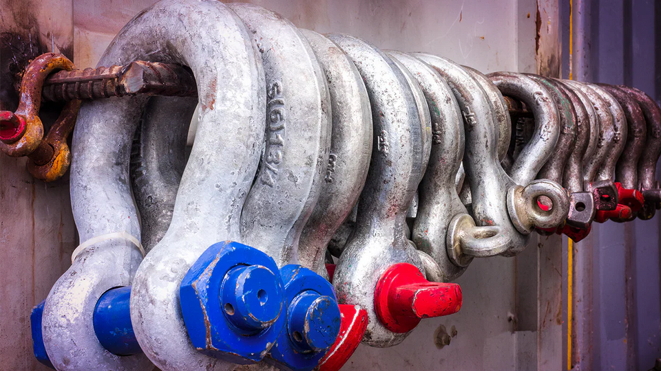 Types of Shackles and Their Applications: A Complete Guide
