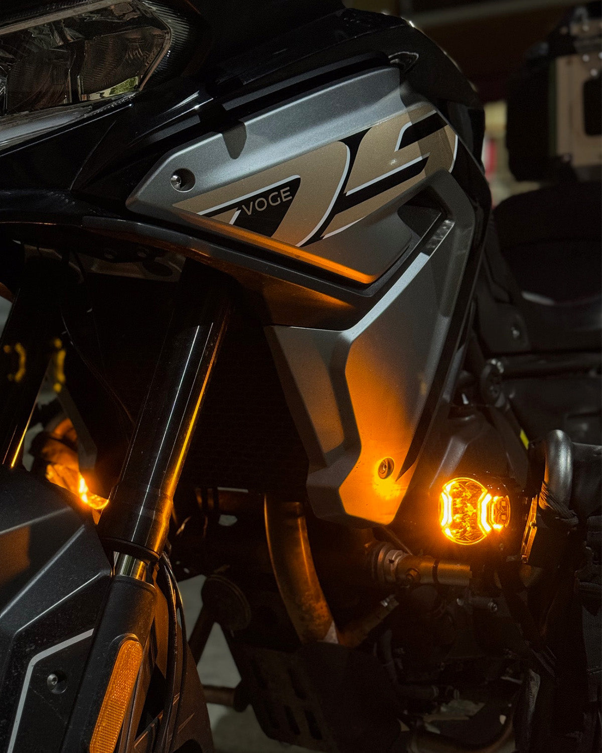 V-ULTRA Series | 5 Inch 172W LED Side Shooter White Pod Lights with Amber DRL