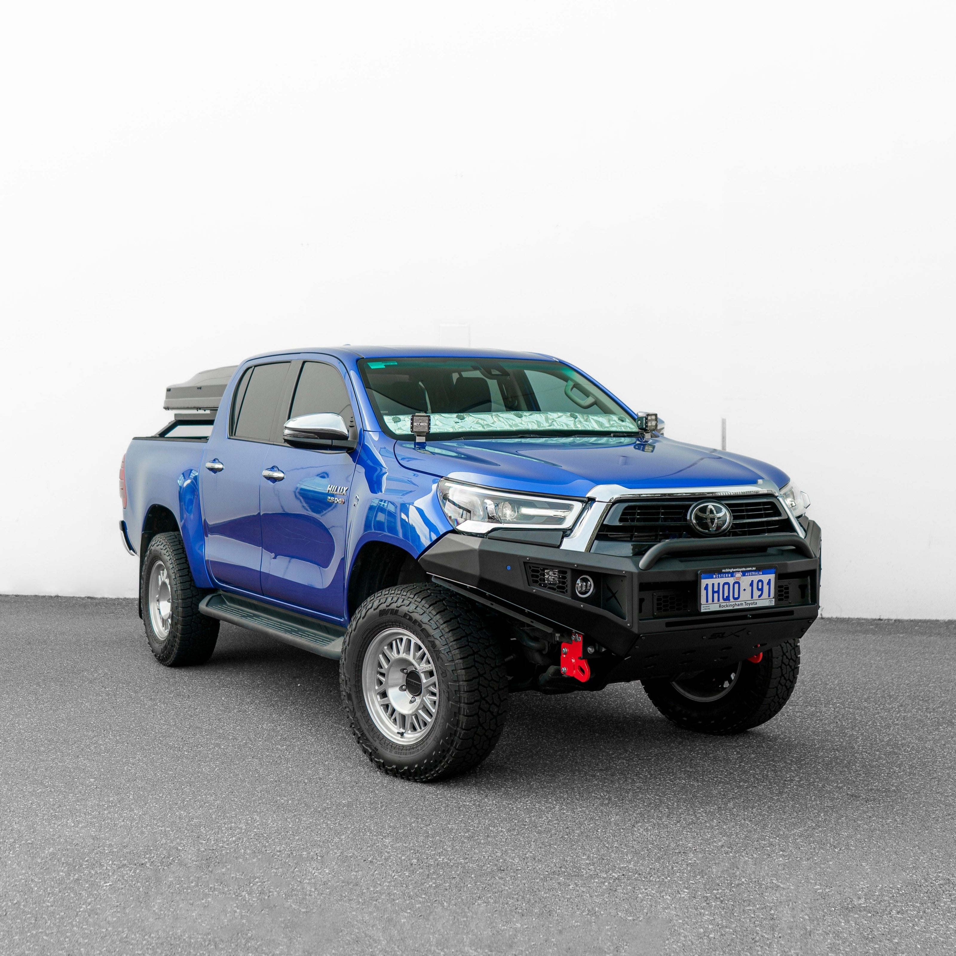 Extreme Series Bullbar X-1 Toyota Hilux 2021 SR , SR5 , 48V hilux Black