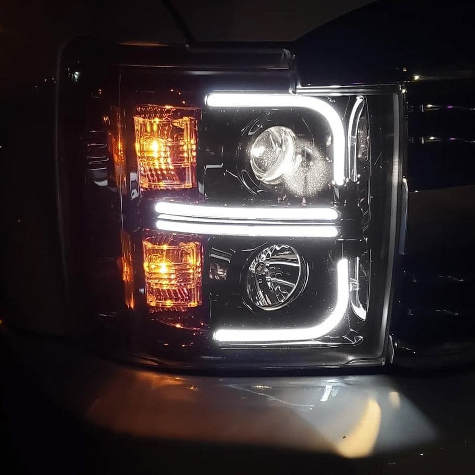 Chevrolet Silverado 2500/3500 Heavy Duty 14-19 (3rd GEN Body Style) PROJECTOR HEADLIGHTS w/ Ultra High Power Smooth OLED HALOS & DRL - Smoked / Black - Image 3