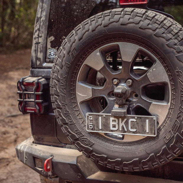 Tough Toys Rear License Plate Relocation Bracket Suitable For 2018+ Jeep Wrangler JL & JLU