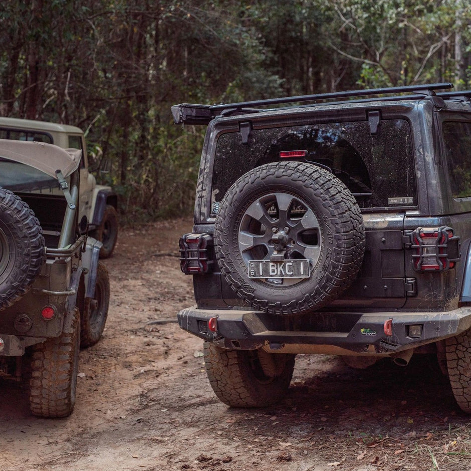 Tough Toys Rear License Plate Relocation Bracket Suitable For 2018+ Jeep Wrangler JL & JLU