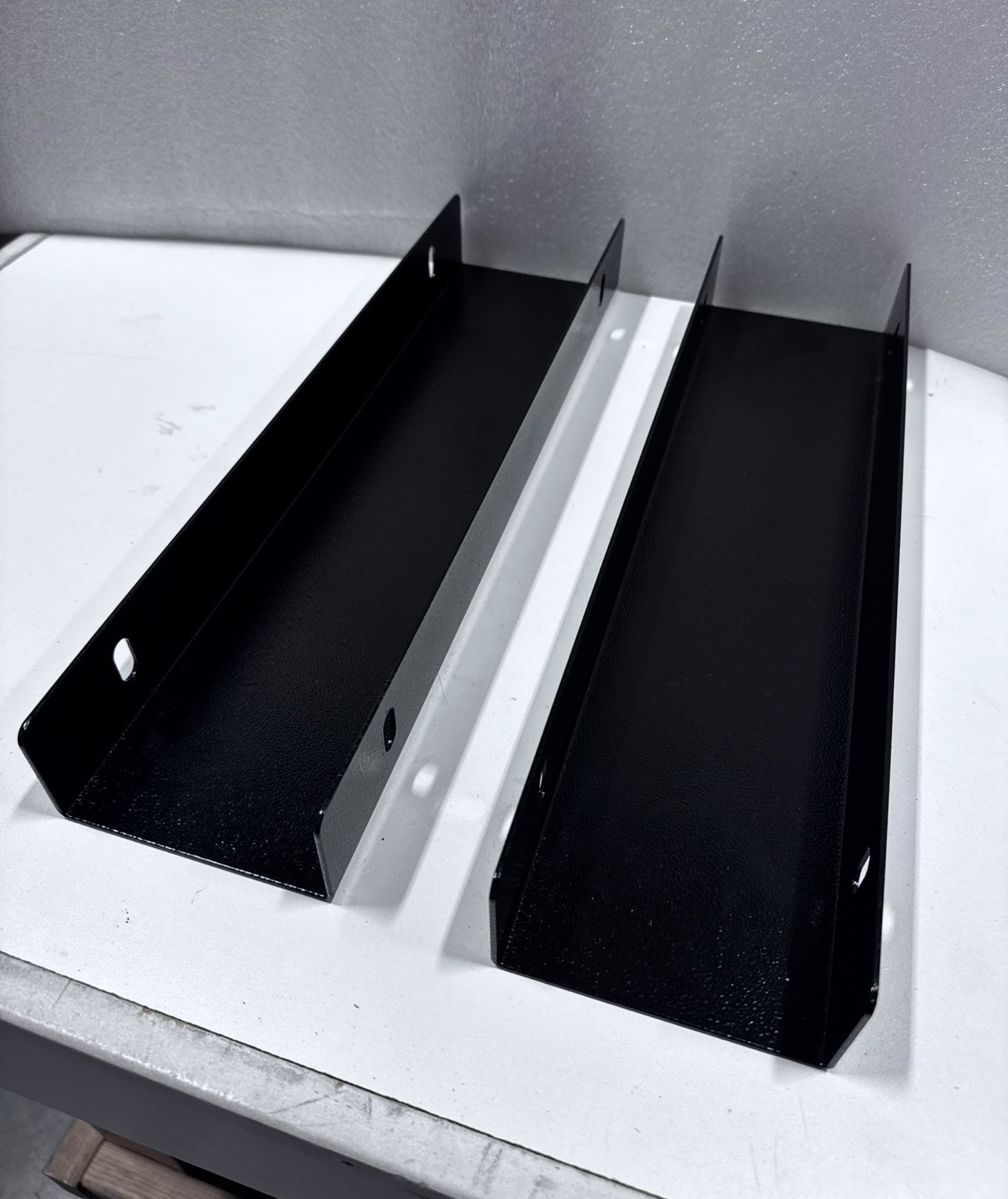 Grenadier Mid Deck Riser