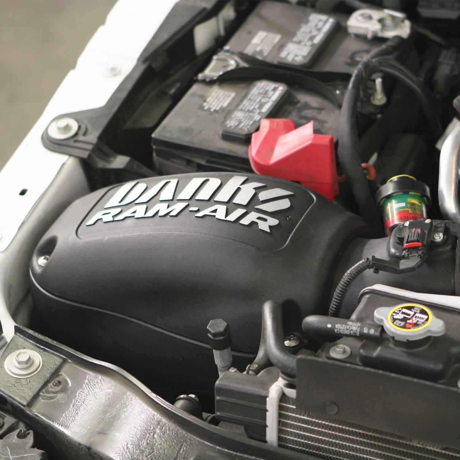 Ram-Air Cold-Air Intake System Oiled Filter 11-16 Ford 6.7L F250 F350 F450 Banks Power