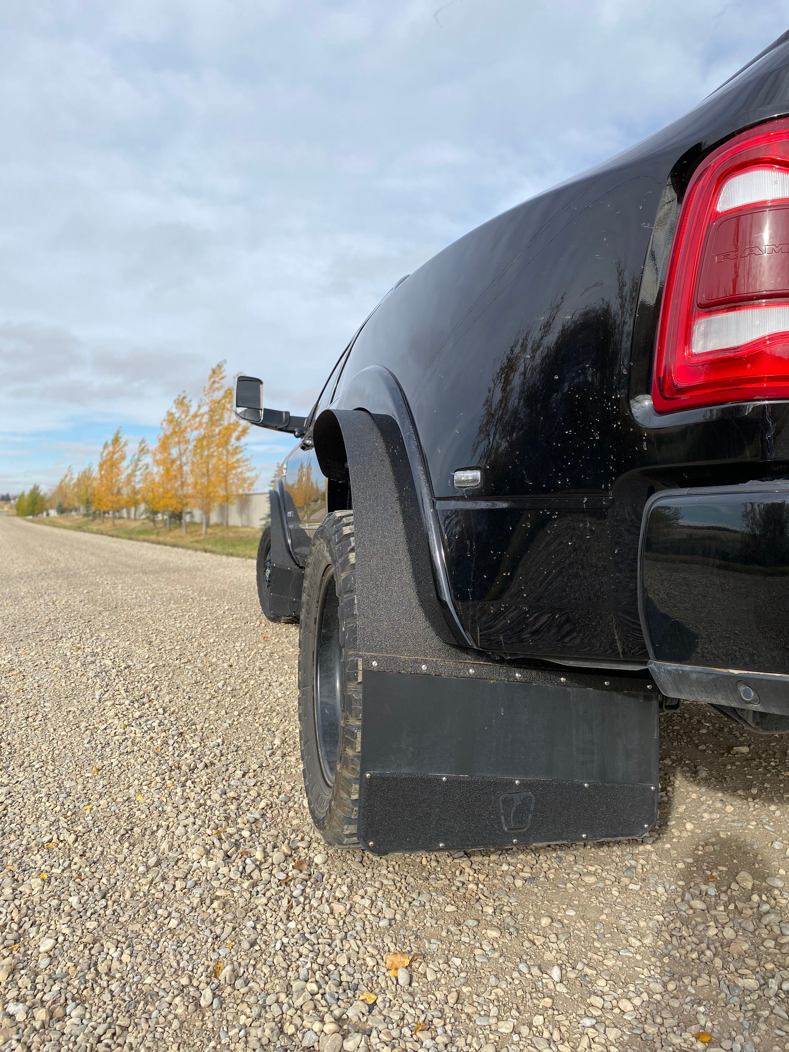 Trigger Industries Long-John Dually Mud Flaps