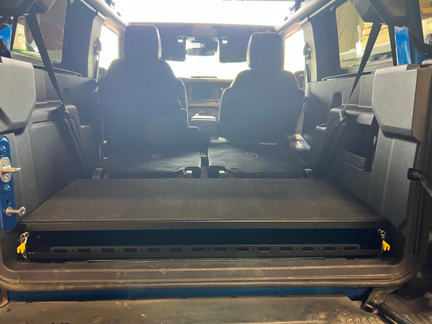 Bronco Stage Slide Tray