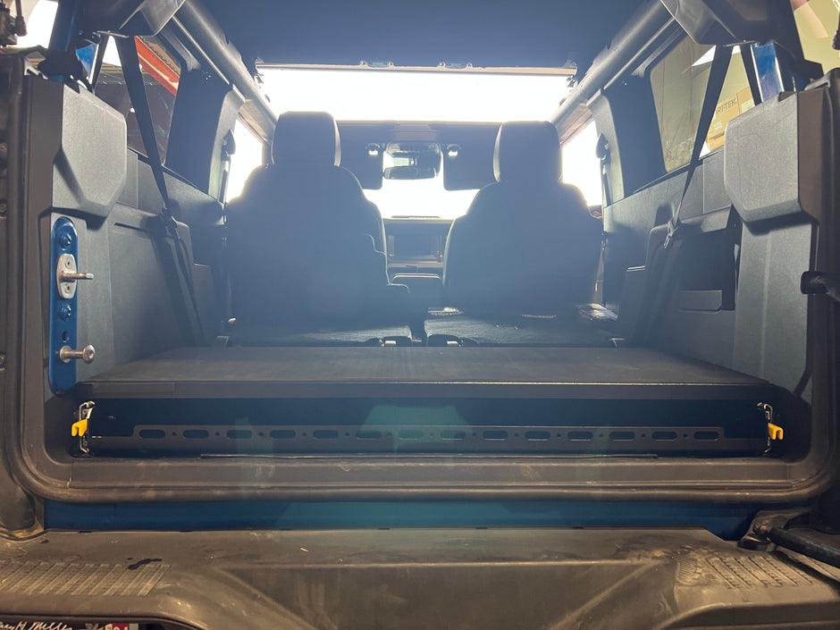 Bronco Stage Slide Tray