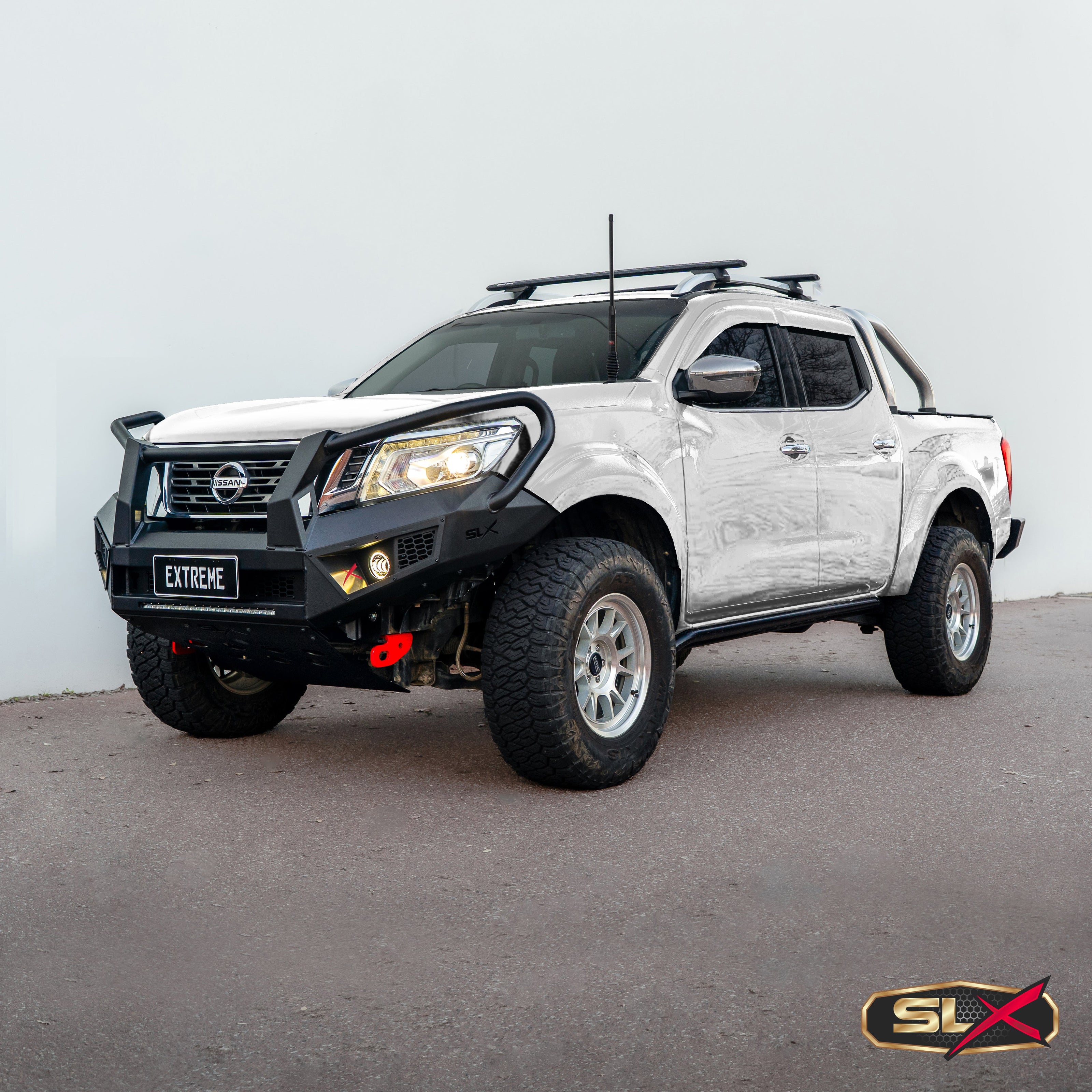 SUITS NISSAN NAVARA NP300 Triple loop- EXTREME SERIES BULLBAR-