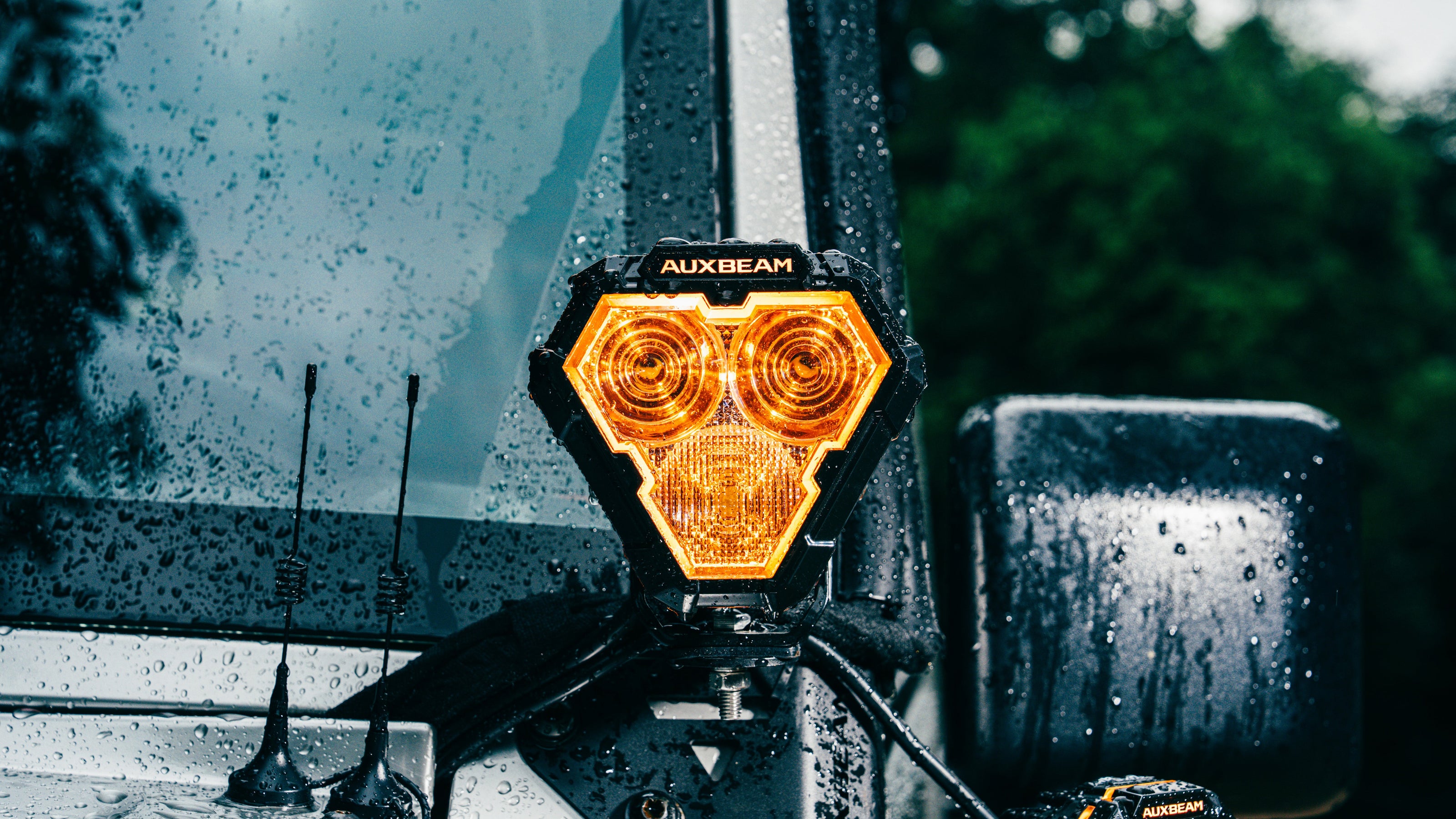 5 Inch Triangle White Combo LED Pod Lights TIR Lens Side Shooter with Amber Dynamic DRL Ring with Wiring Harness 2 Lead