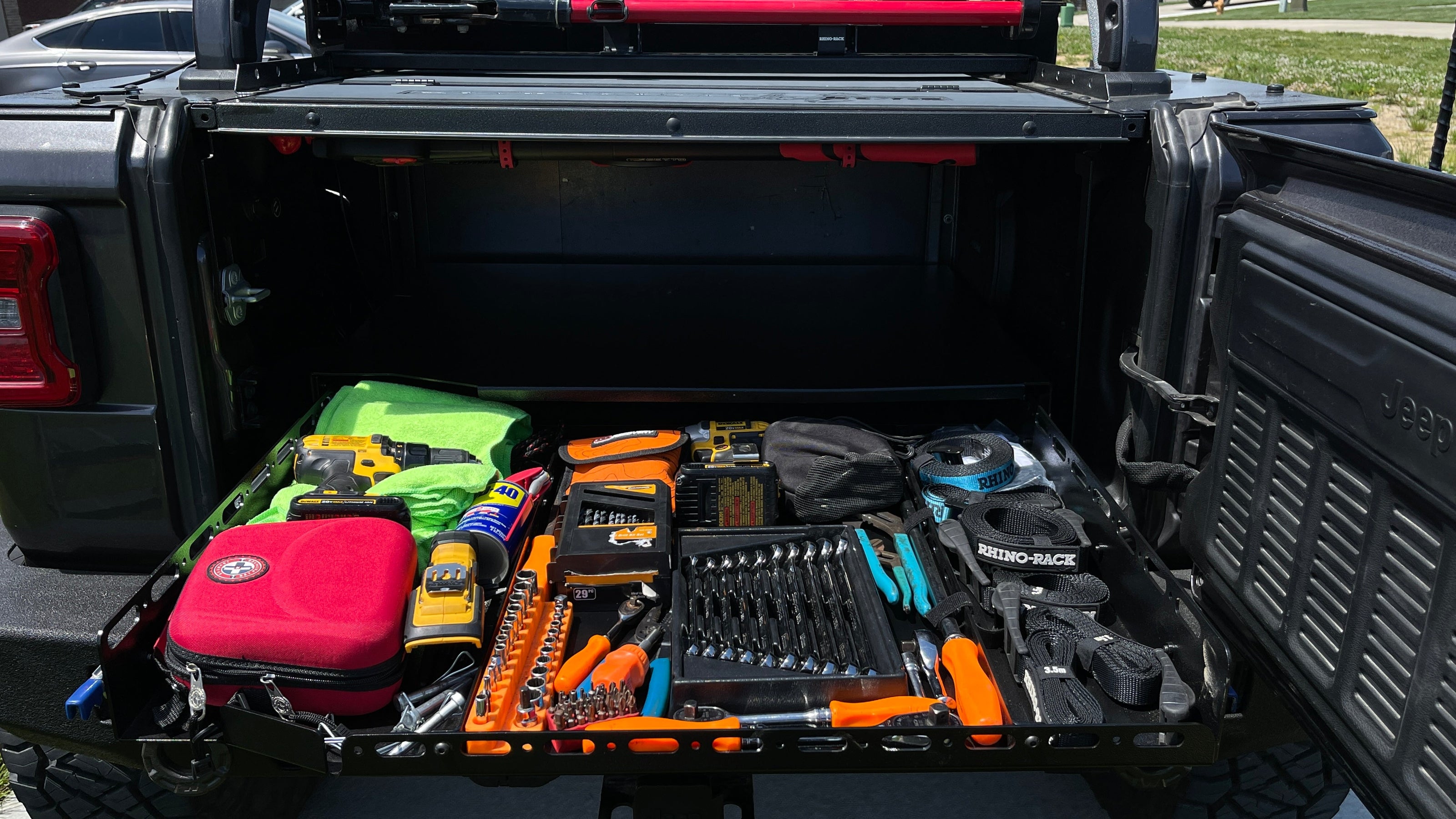 Slide Drawer - JLU