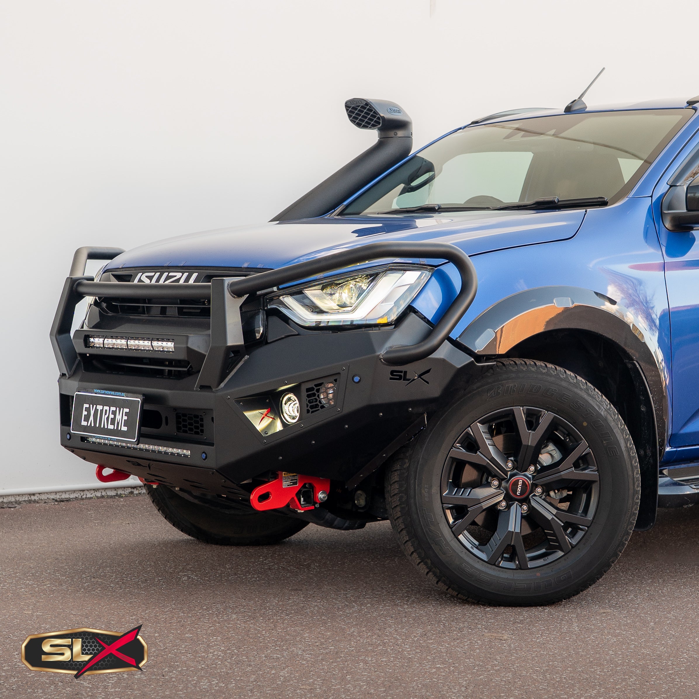 EXTREME SERIES BULLBAR Suits Isuzu Dmax 2020 -03/2024 Triple Loop