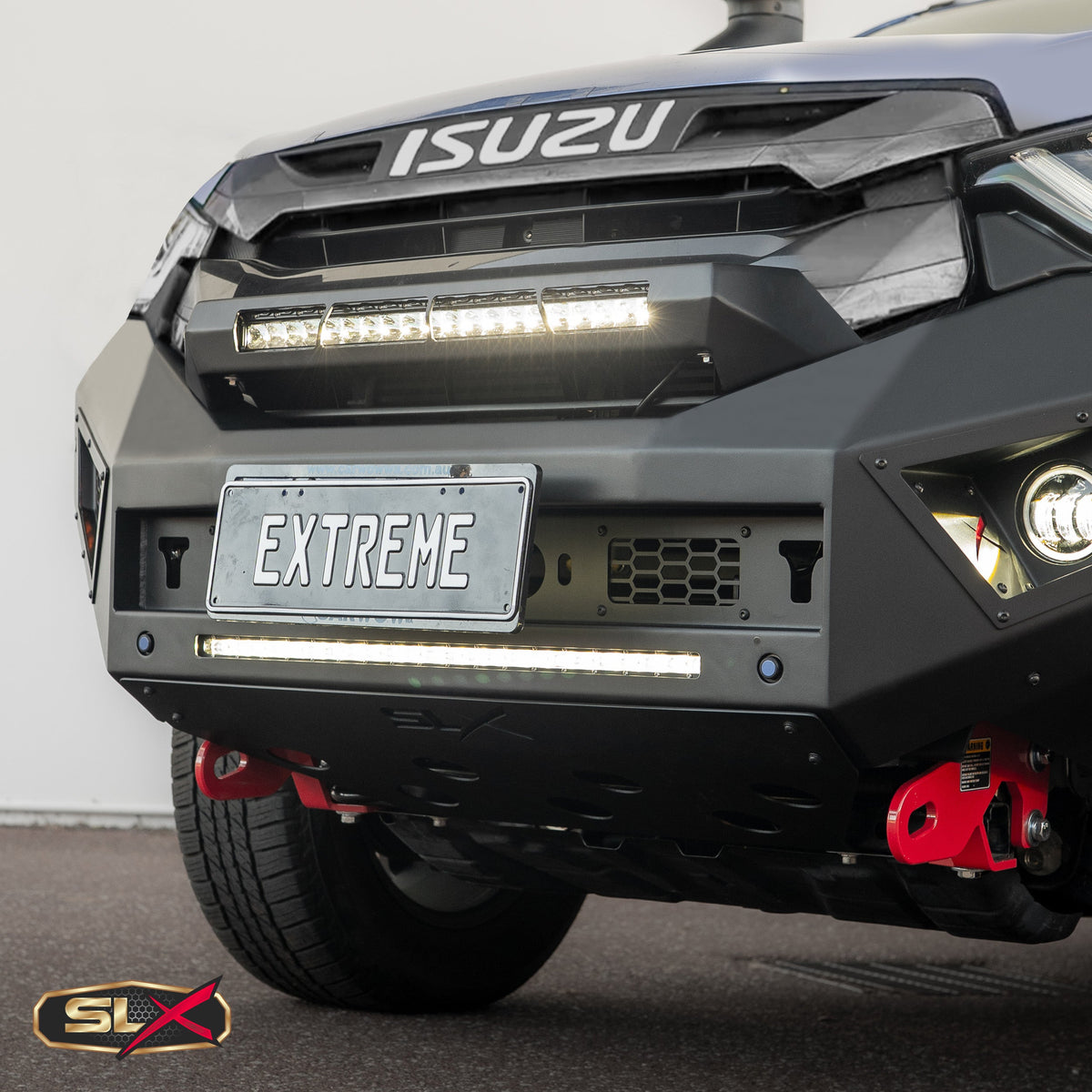 SLX Extreme Series Bullbar – Isuzu DMax 2020–2024 | Black