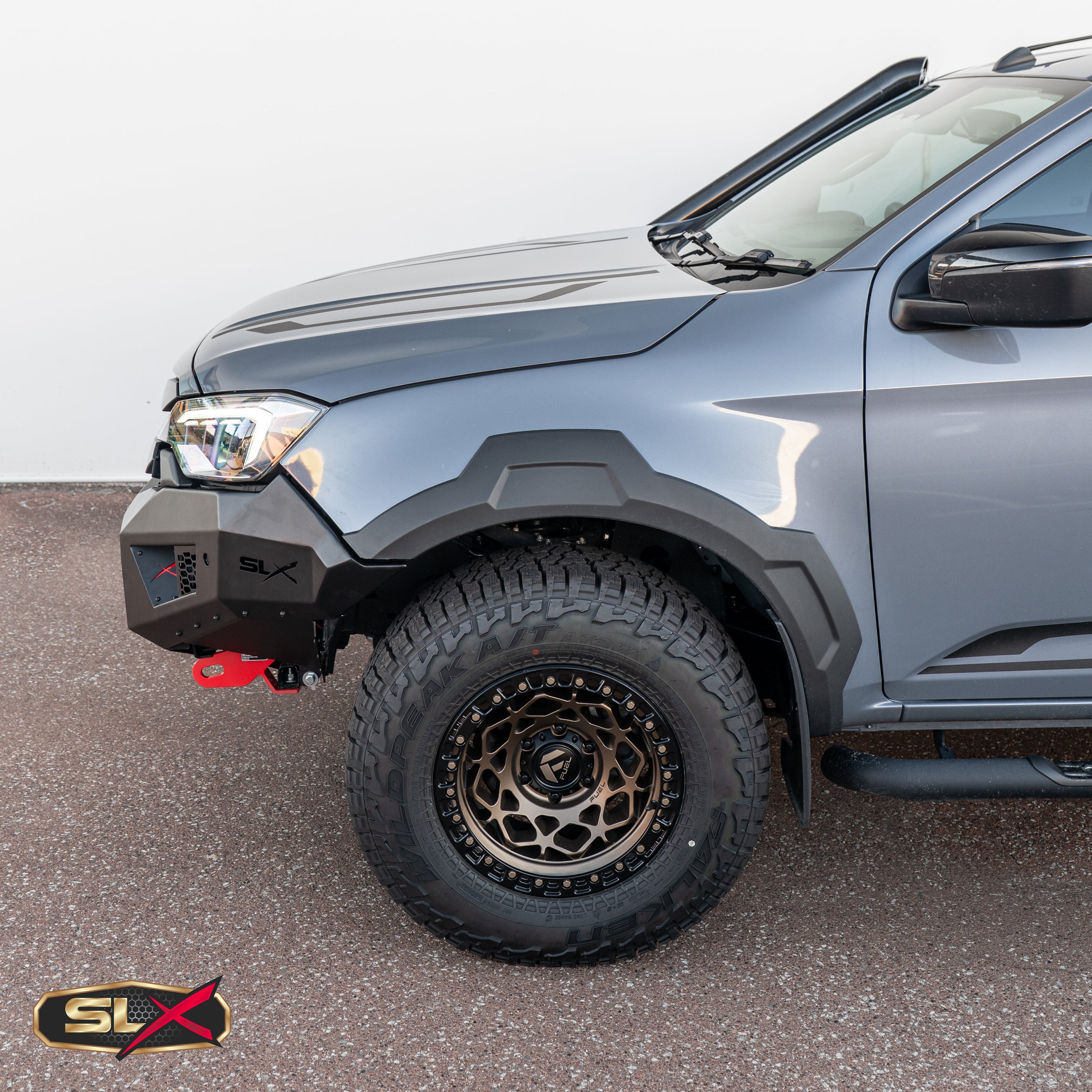 EXTREME SERIES BULLBAR Suits Isuzu Dmax BLADE 03/2024 on
