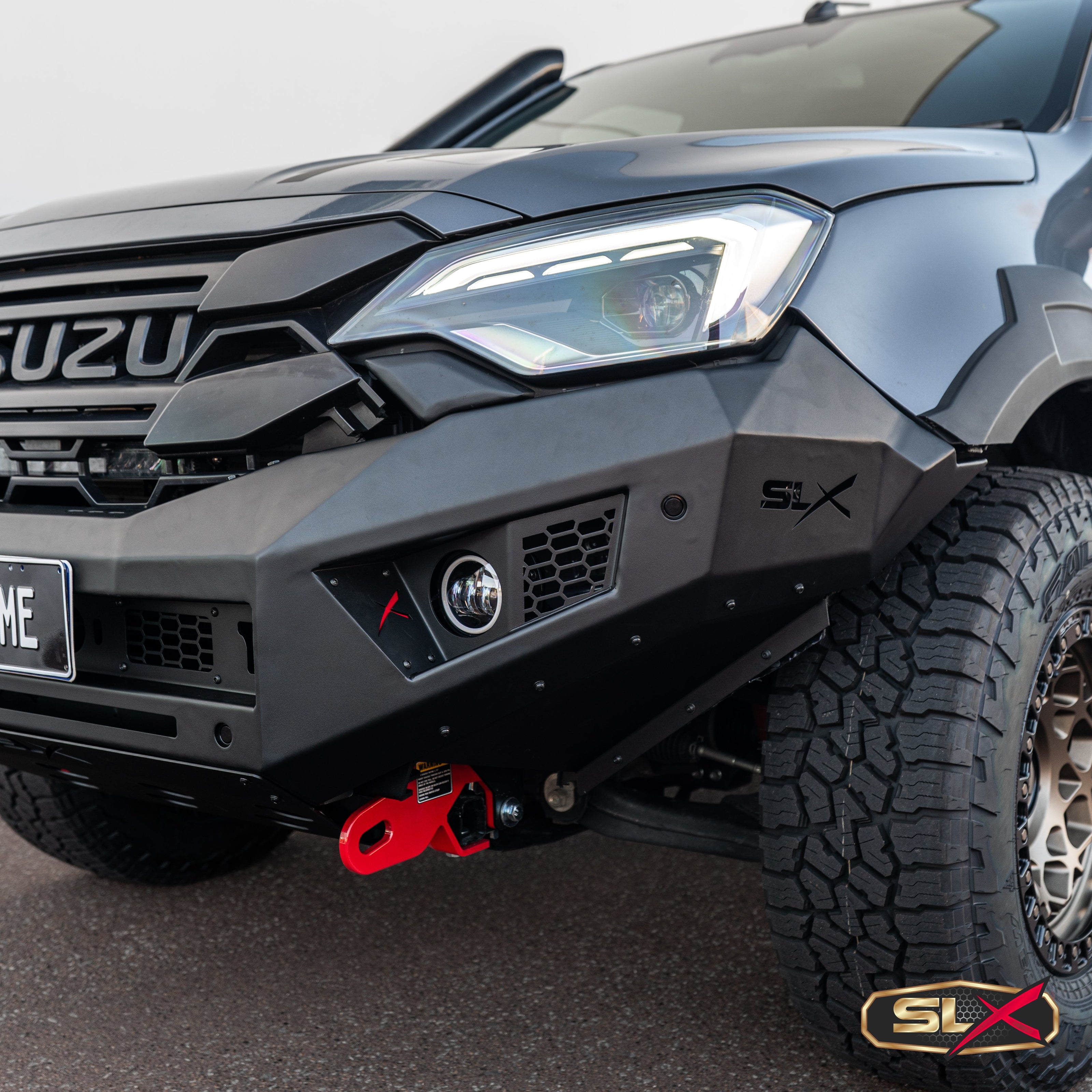 EXTREME SERIES BULLBAR Suits Isuzu Dmax BLADE 03/2024 on