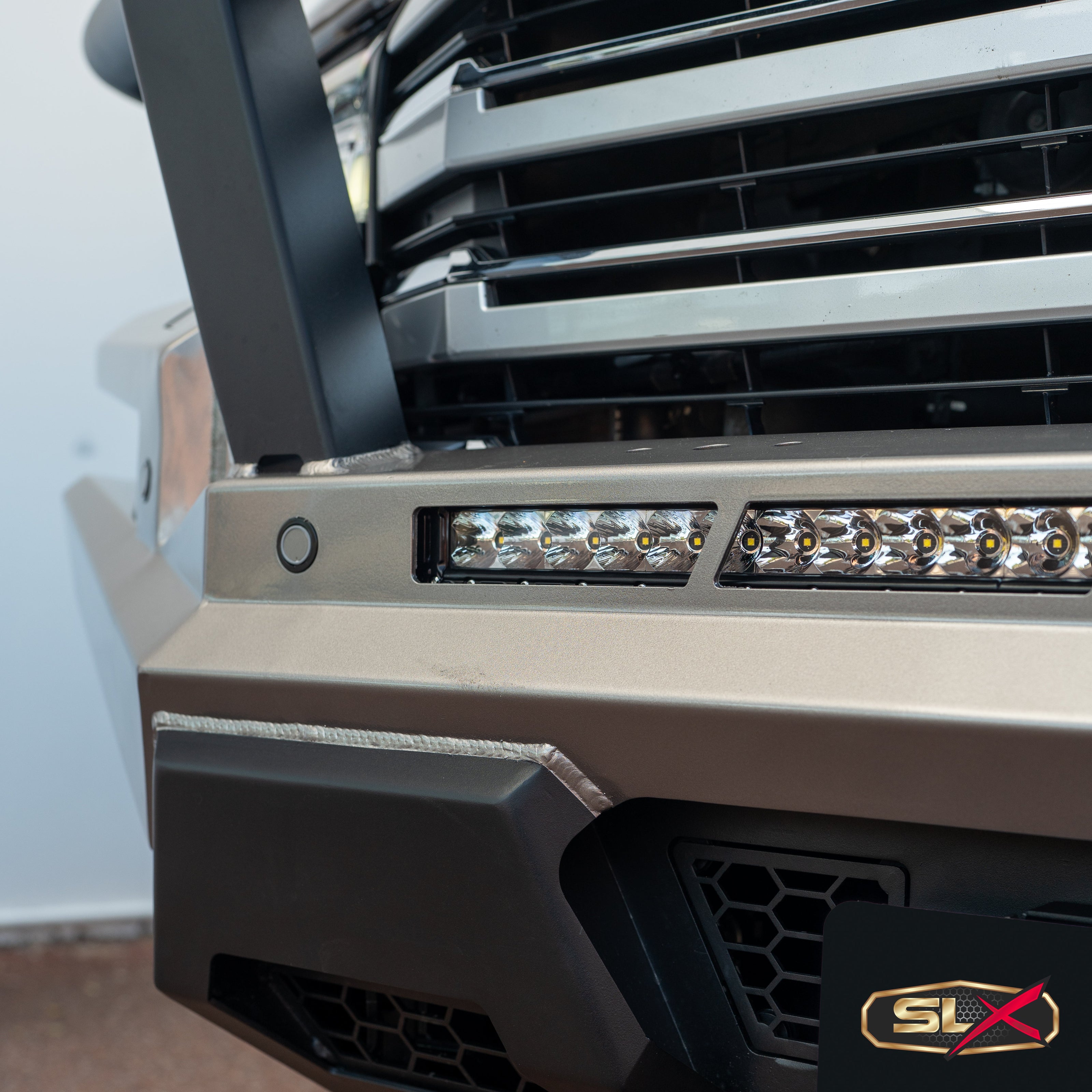 SLX Recon Bull Bar Suitable For Toyota LandCruiser 300 Series 2022 on - Triple Loop