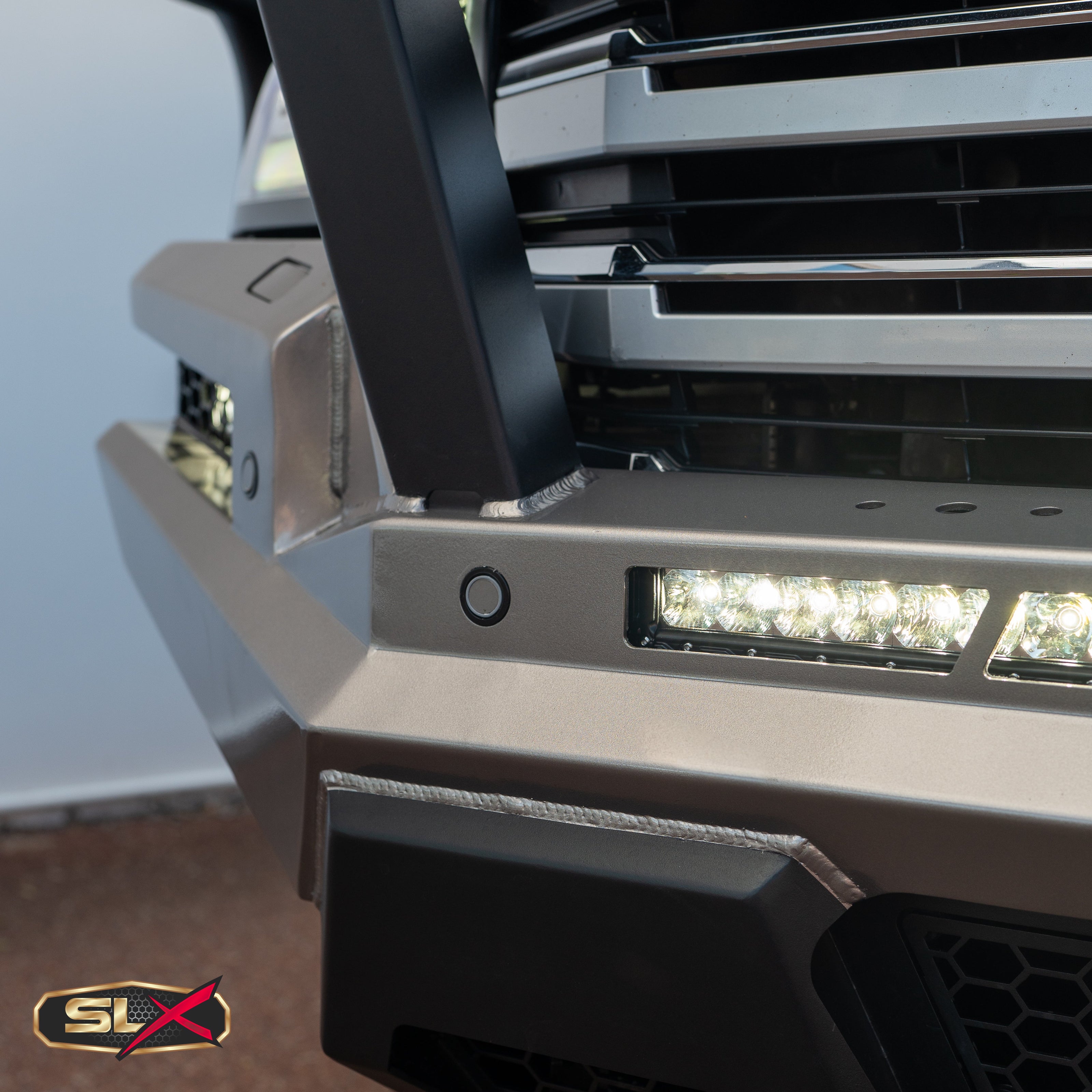 SLX Recon Bull Bar Suitable For Toyota LandCruiser 300 Series 2022 on - Triple Loop