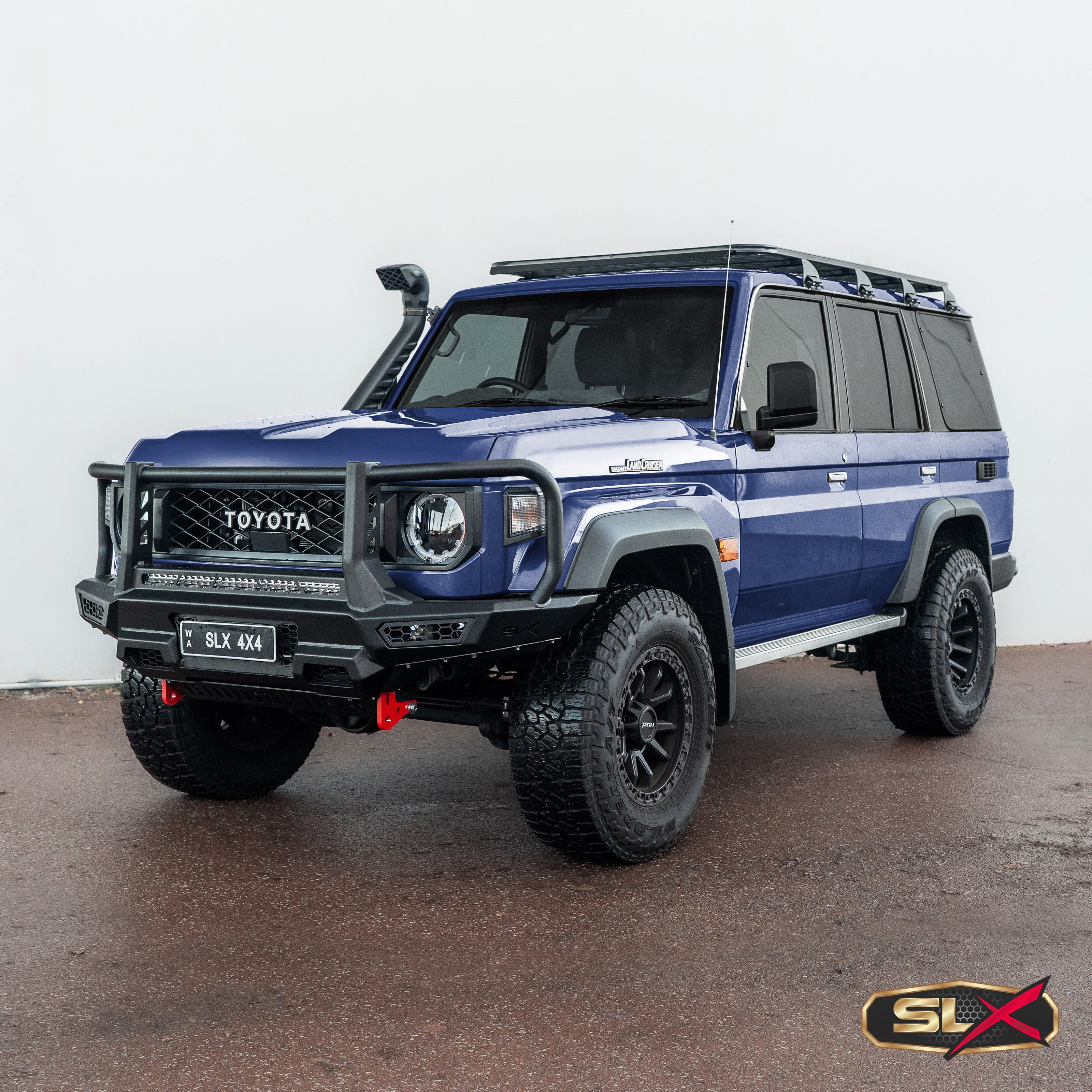 SLX Recon Bull, Suitable For Toyota Land Cruiser (facelift) 76, 78, 79 Series, 2024 on Bar Triple Loop