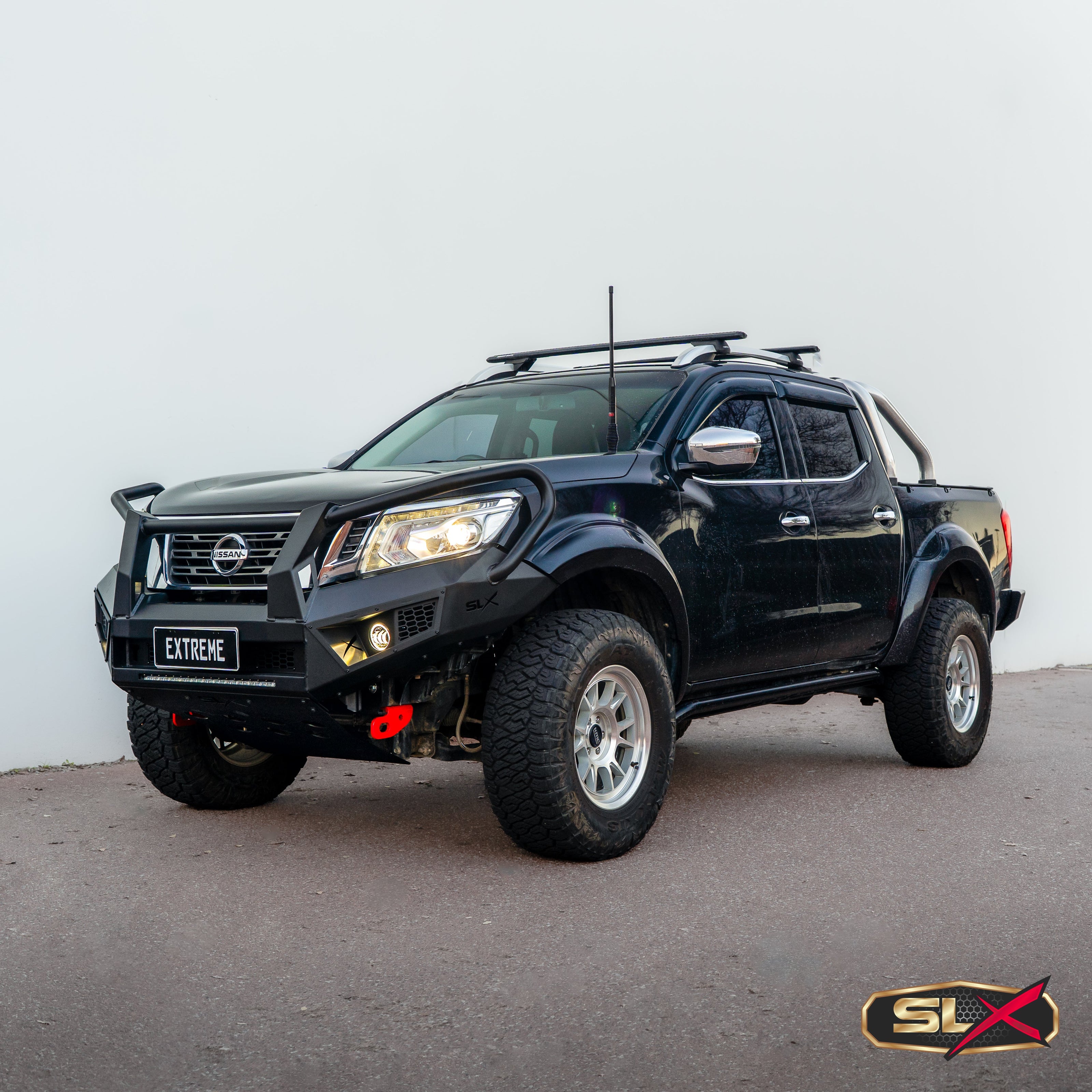SUITS NISSAN NAVARA NP300 Triple loop- EXTREME SERIES BULLBAR-