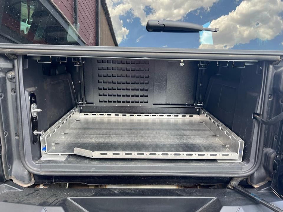 Slide Floor 2.0 - Bronco