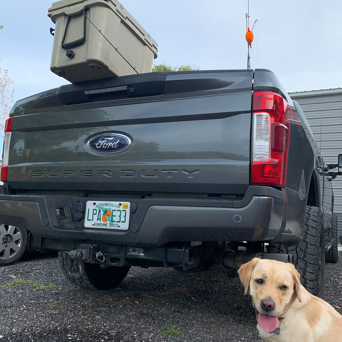 Gun Gray Shackle on a lifted 4x4 Ford F250 Super Duty Lariat Sport Hitch Receiver